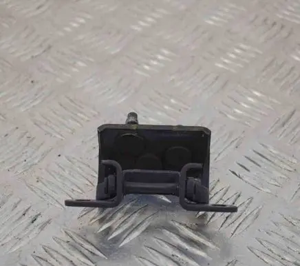 Volvo C30 Tailgate/trunk/boot hinge 30657228