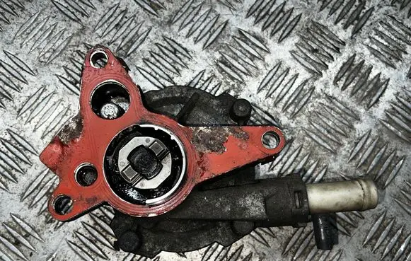 Renault Master III Vacuum pump