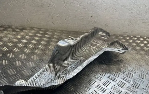 Dacia Sandero III Exhaust heat shield 747618673R