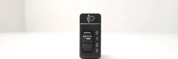 Opel Tigra A Headlight level height control switch 90483063