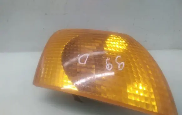 Front indicator light