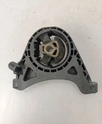 Opel Insignia A Engine mount bracket 13227769