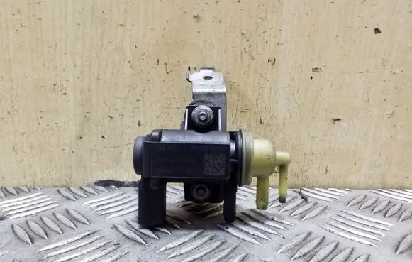 Seat Toledo IV (NH) Turbo solenoid valve 1K0906627B 4011464A