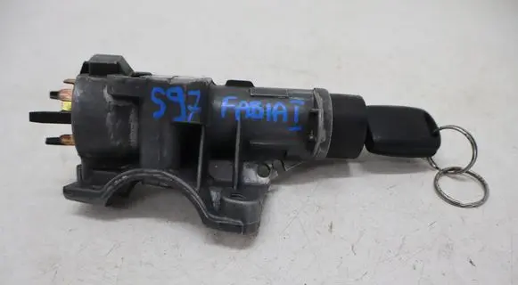 Skoda Fabia Mk1 (6Y) Ignition lock 4B0905851C