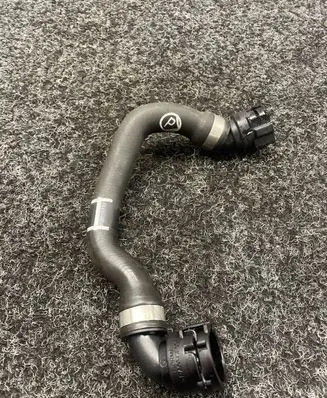 BMW X3 G01 Engine coolant pipe/hose 9894744
