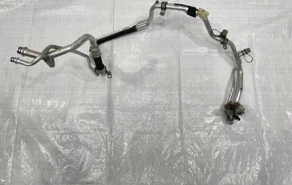 Jaguar F-Pace Air conditioning (A/C) pipe/hose HK8319A834CB