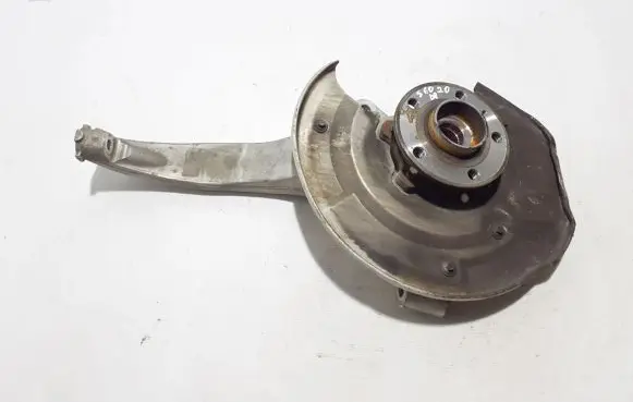 Volvo S60 Front wheel hub 31681602