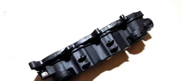 Rocker cam cover