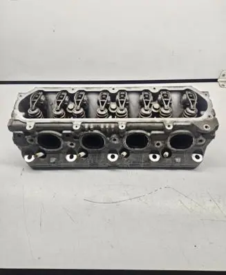 Chevrolet Corvette C7 Engine head 084102411 GH0T508402481