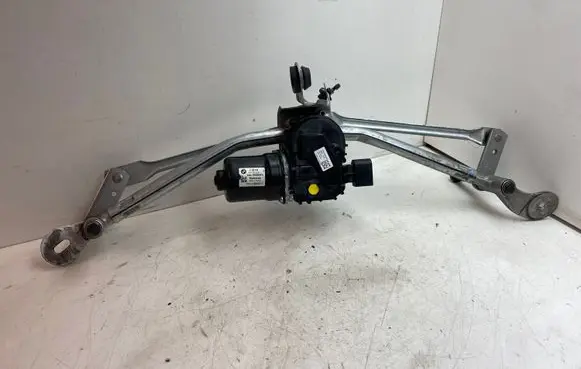 BMW X5 G05 Front wiper linkage and motor 8739979