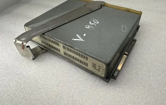 Volvo 850 Engine control unit/module 0281001430 P01275155 1T28S2899