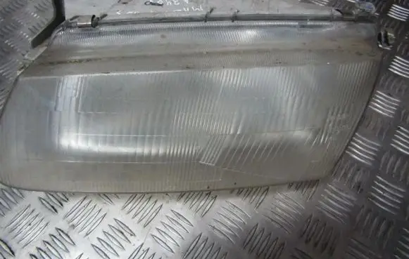 Mazda 323 Headlight/headlamp 11061700 110-61700