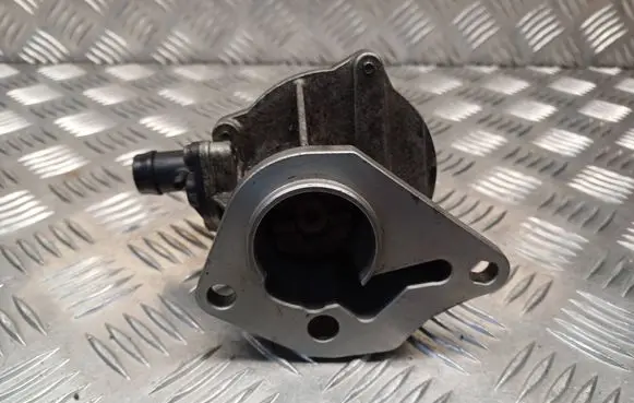 Vacuum pump