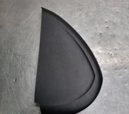 Dashboard side end trim
