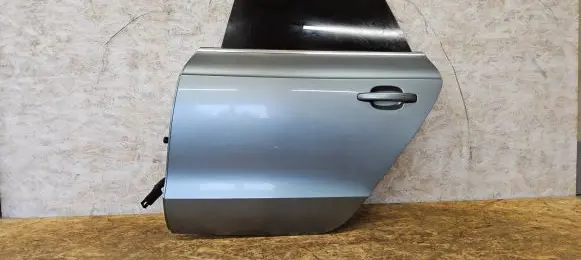Audi A5 8T 8F Rear door