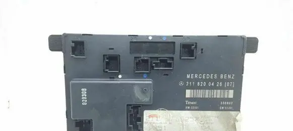 Mercedes-Benz E W211 Door control unit/module 2118200426