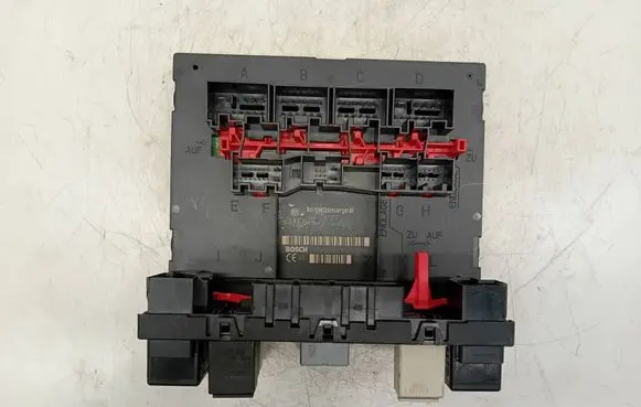 Audi A3 S3 A3 Sportback 8P Comfort/convenience module 8P0907279F H44S1102 F005V00519