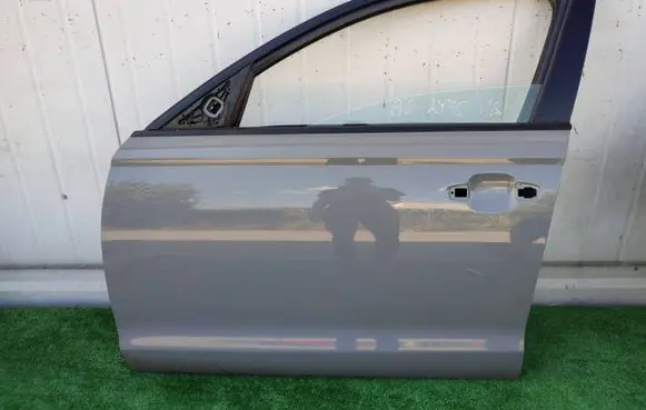 Audi A6 C7 Front door
