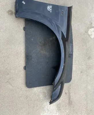 Chrysler 300 - 300C Fender