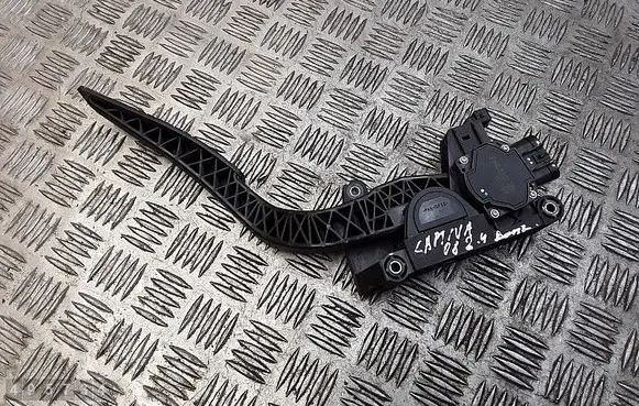 Chevrolet Captiva Accelerator throttle pedal 96625893