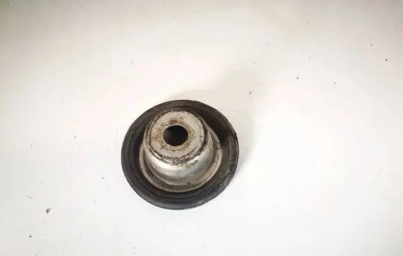 Skoda Octavia Mk1 (1U) Front coil spring rubber mount 1j0412319c