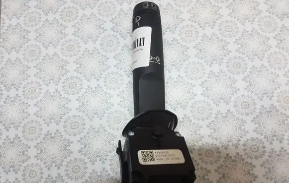 Opel Insignia A Wiper control stalk 13305522