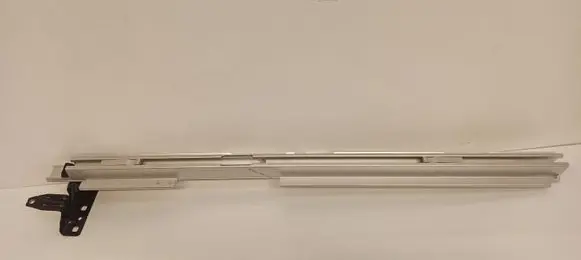 Volvo V70 Tie down hook / loop 