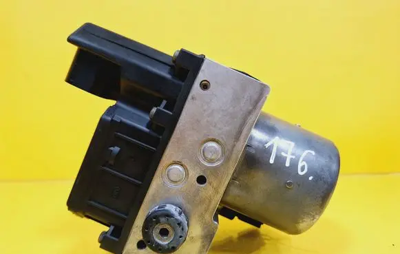 Volkswagen PASSAT B5.5 ABS Pump 0265225124 4B0614517G 0265950055