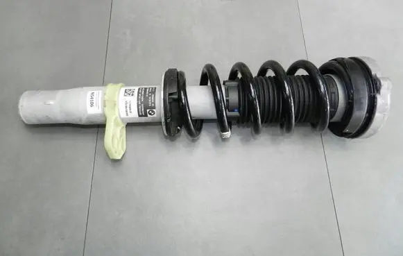 BMW M5 F90 Front shock absorber with coil spring 7856894
