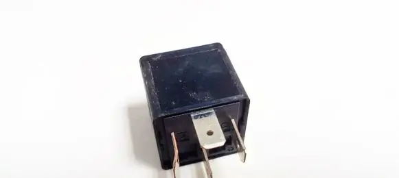 Opel Zafira A Other relay 90464760 v23134-k52-x220