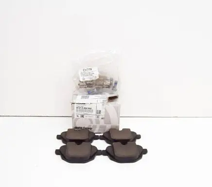 BMW 5 G30 G31 G38 Brake pads (front) 6862202 34216862202