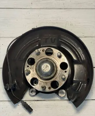 Honda Civic IX Rear wheel hub