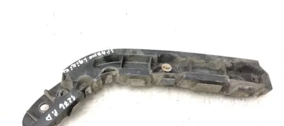 Renault Latitude (L70) Fender mounting bracket 622200008R