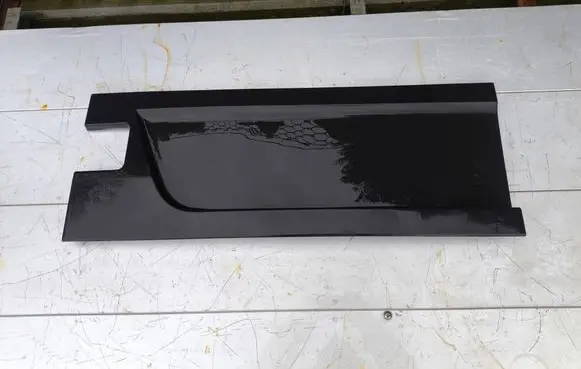 Iveco Daily 6th gen Rear door trim (molding) 5801541463 5801540271
