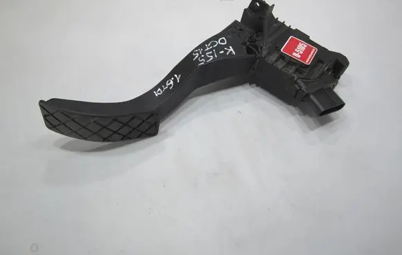 Skoda Octavia Mk3 (5E) Accelerator throttle pedal 5Q1721503H 6PV01062110