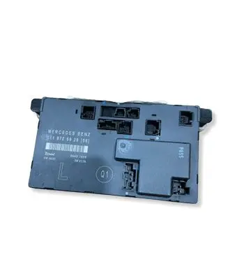 Mercedes-Benz E W211 Door control unit/module 2118706926 00401696