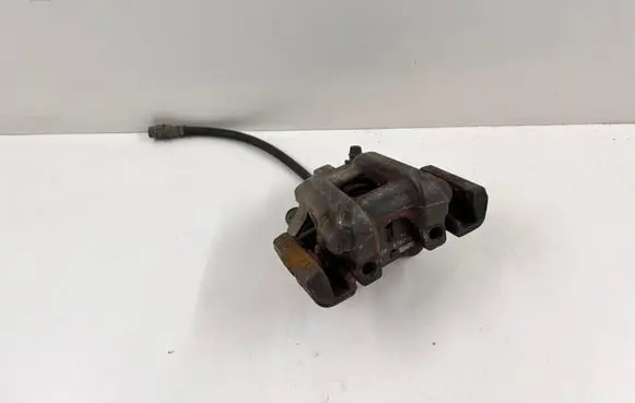 BMW 1 F20 F21 Rear brake caliper 11290