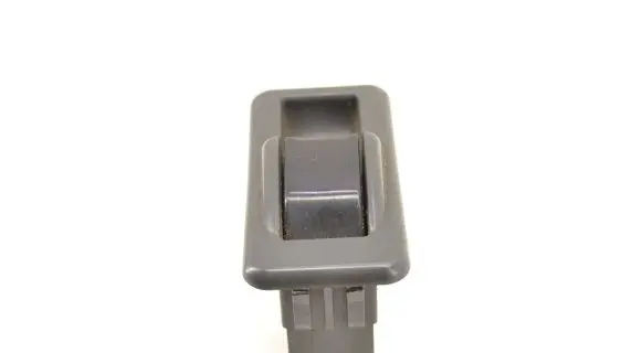 Mitsubishi Pajero Electric window control switch C8FPS5101 MR751813