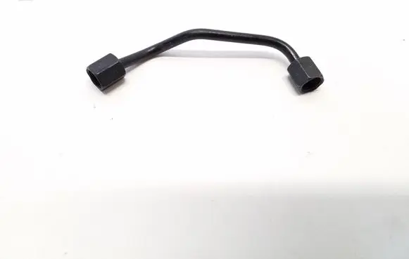 Fuel injector supply line/pipe