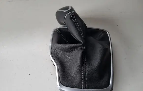 Opel Insignia B Gear lever shifter trim leather/knob 527903903