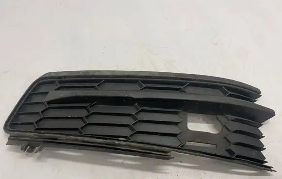 Skoda Kodiaq Front bumper lower grill 565807368