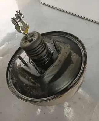 Mitsubishi Grandis Brake booster 0337S23