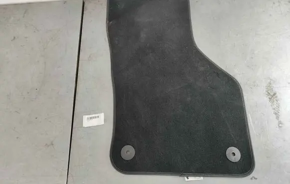 Skoda Octavia Mk3 (5E) Front floor mat 5E1863011D