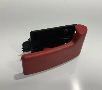 Engine bonnet (hood) release handle