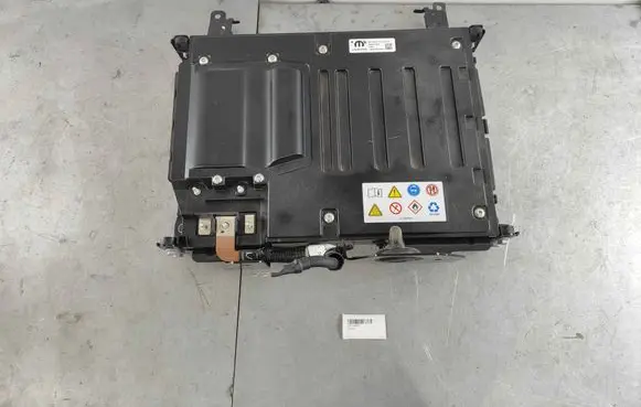 Ram 1500 Hybrid / electric car battery 68372205AC