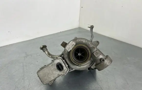 Mercedes-Benz CLA C117 X117 W117 Turbo A6510900886