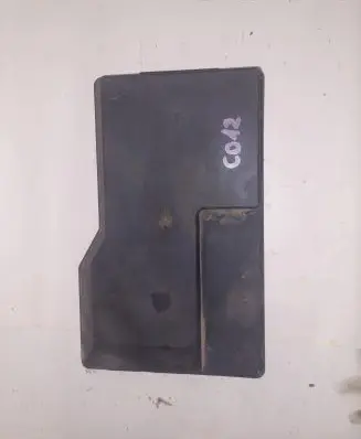 BMW 3 E36 Fuse box cover 1387613