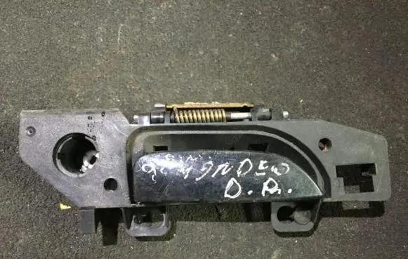 Ford Mondeo MK II Front door exterior handle