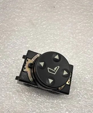 BMW 7 E38 Seat control switch 8352291 03060020