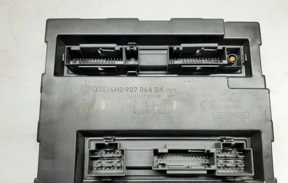 Volkswagen Touareg II Comfort/convenience module 4H0907064BK